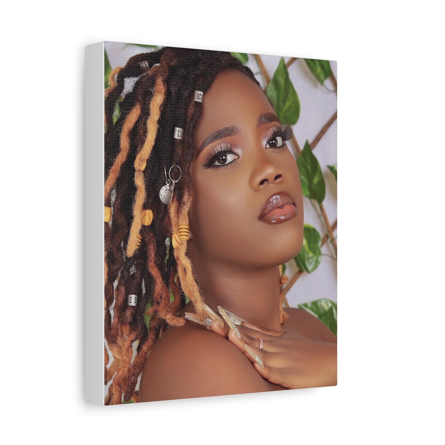 Custom Canvas Creations,
Personalized Boards.