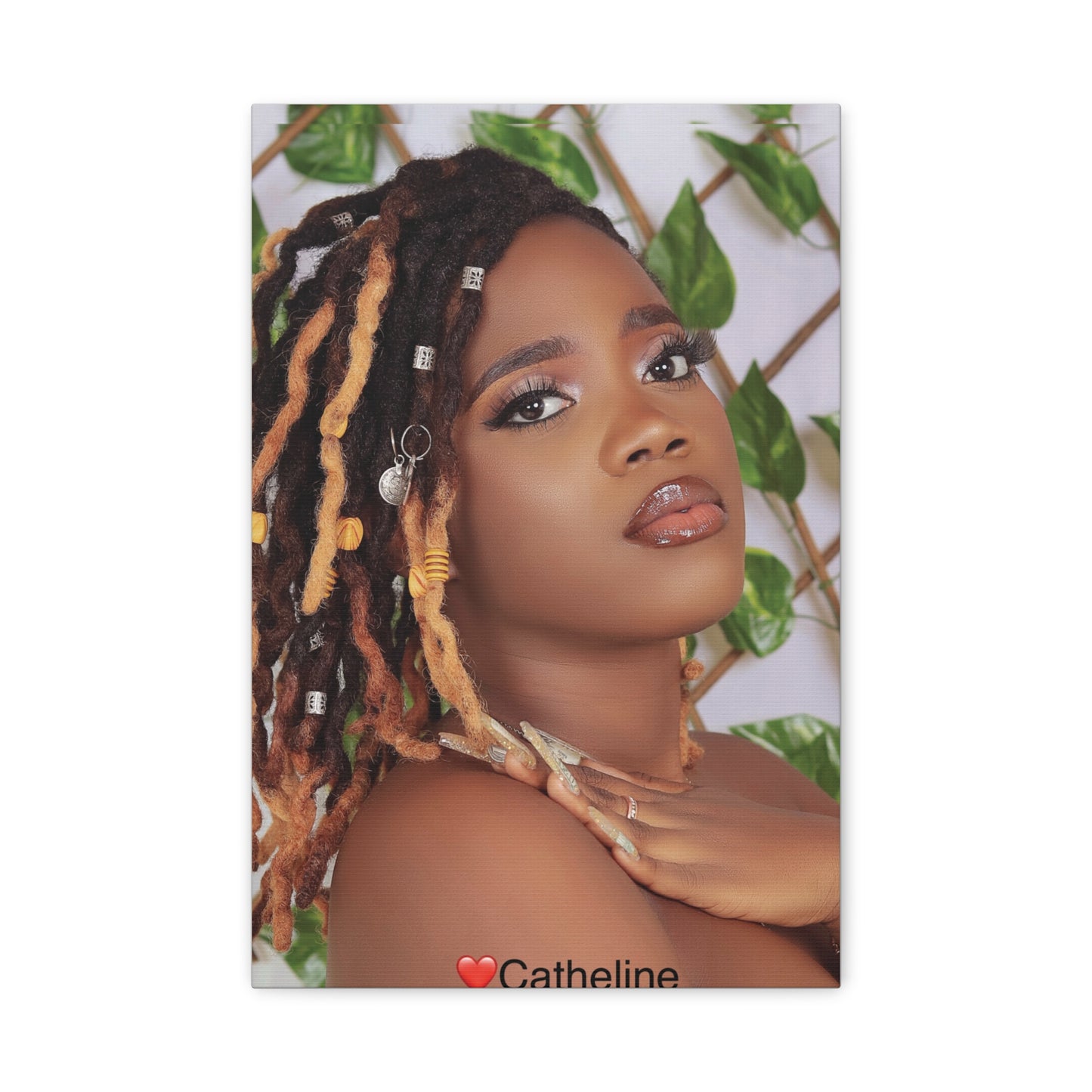 Custom Canvas Creations,
Personalized Boards.