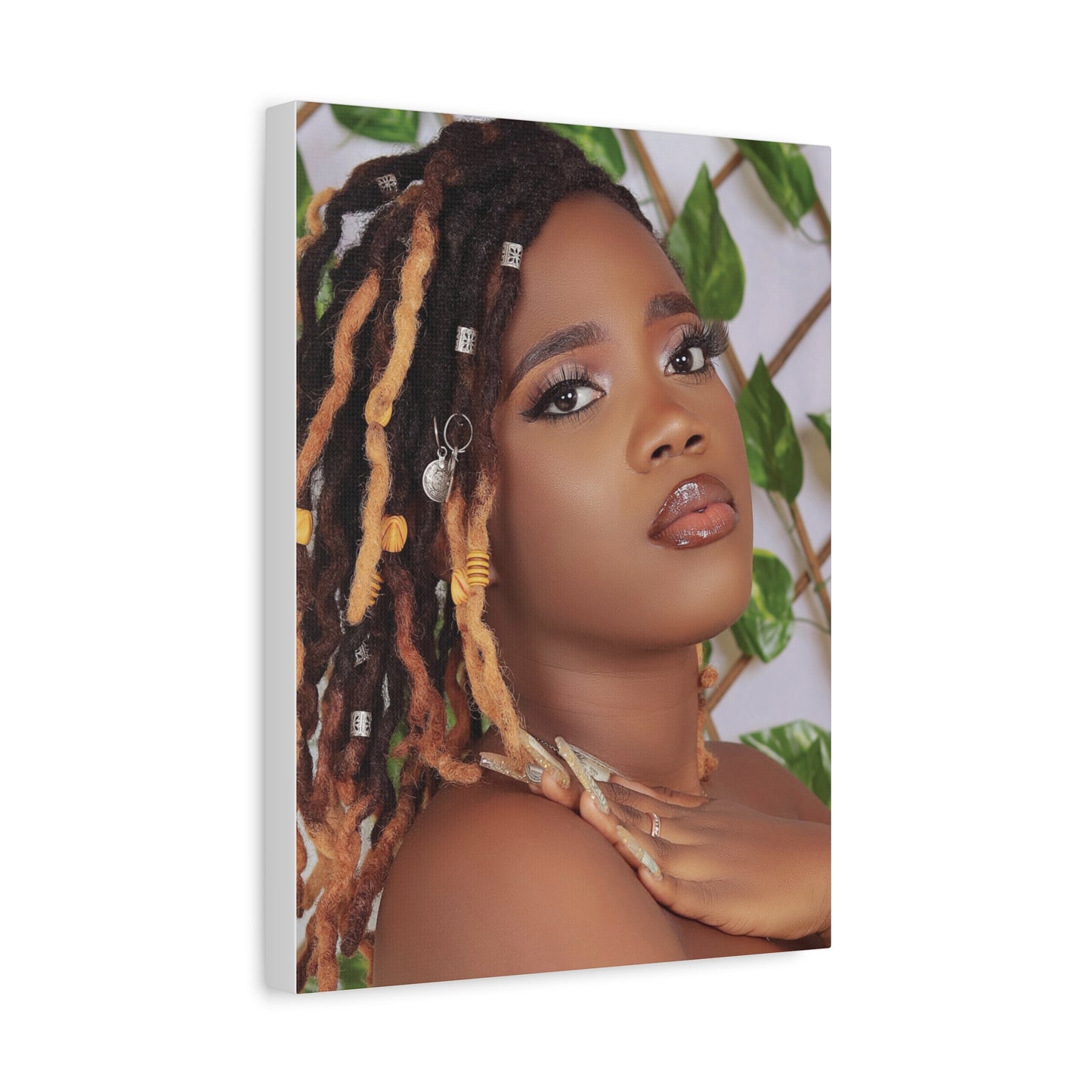 Custom Canvas Creations,
Personalized Boards.