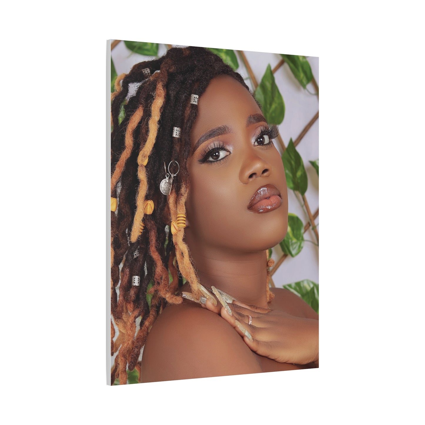 Custom Canvas Creations,
Personalized Boards.