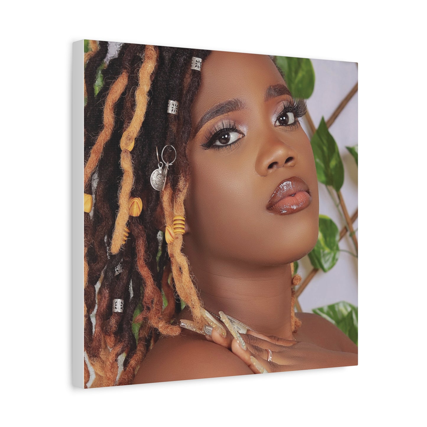 Custom Canvas Creations,
Personalized Boards.