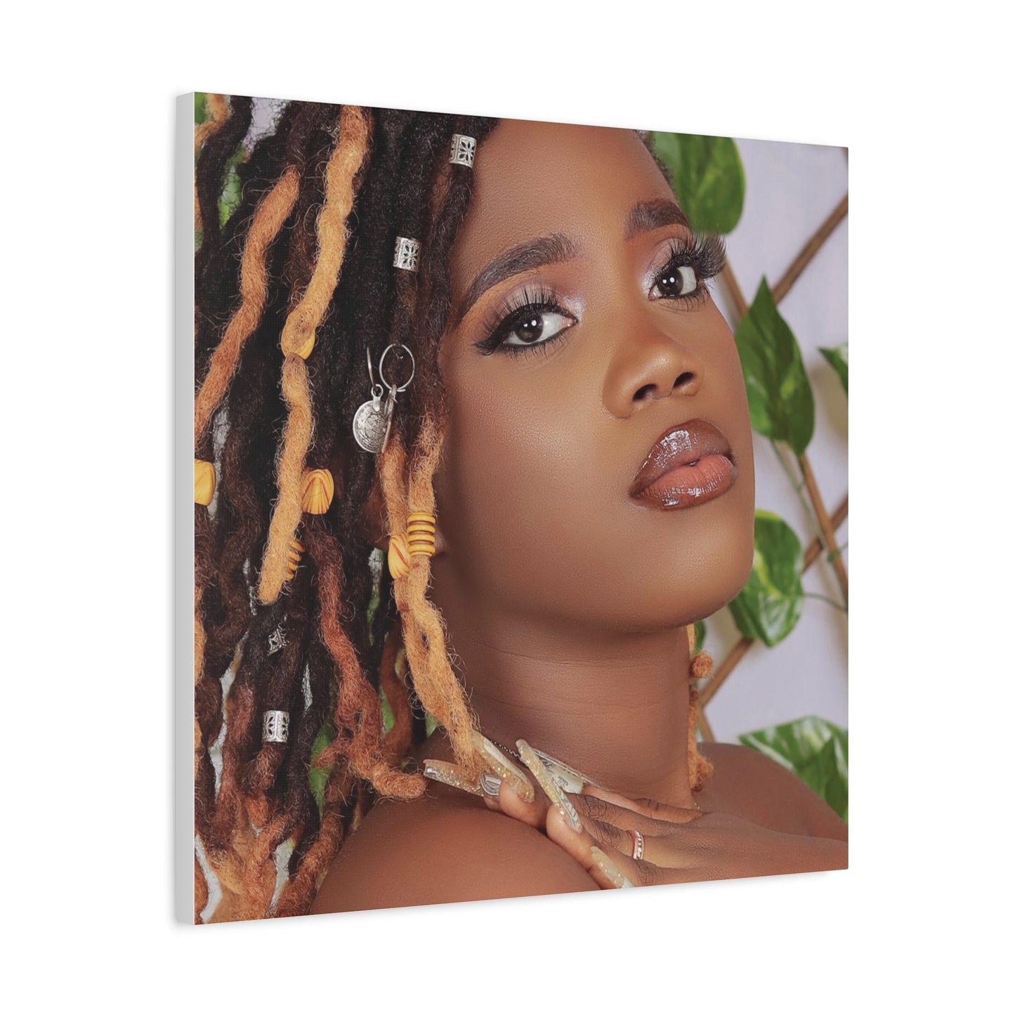 Custom Canvas Creations,
Personalized Boards.