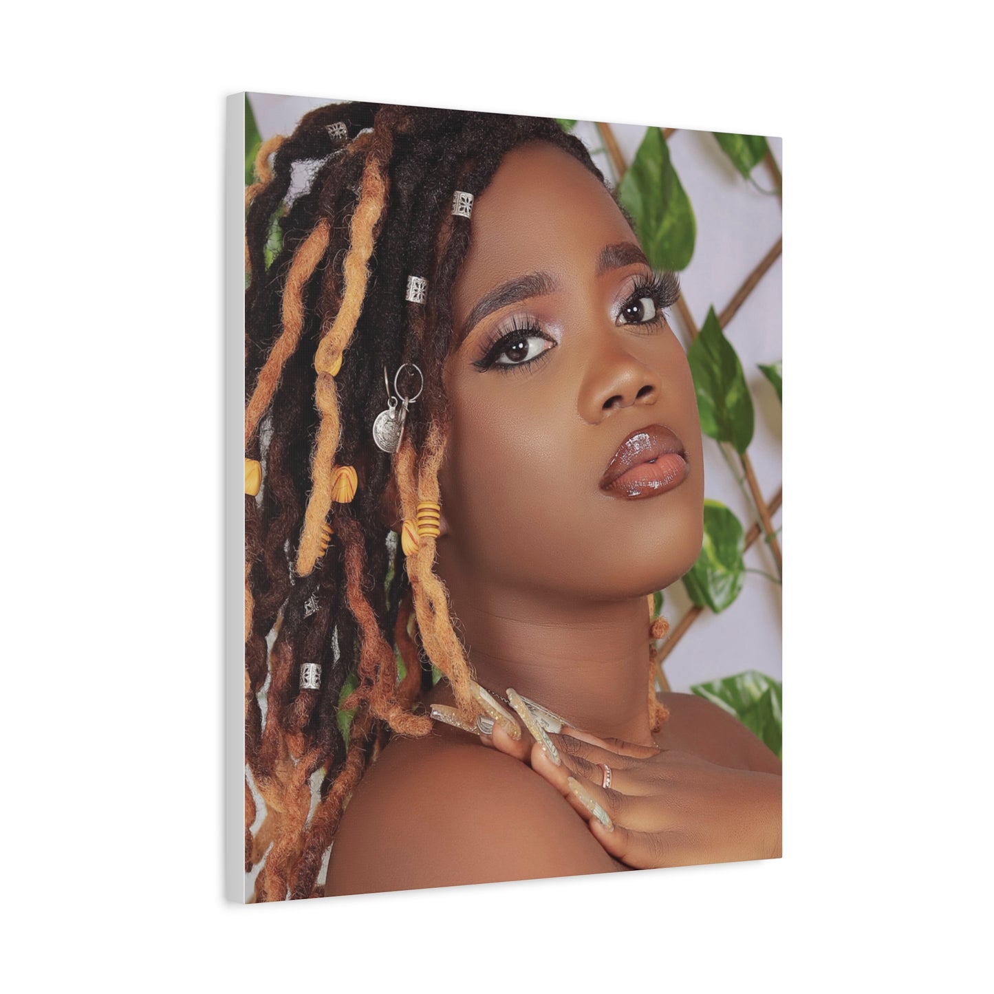 Custom Canvas Creations,
Personalized Boards.