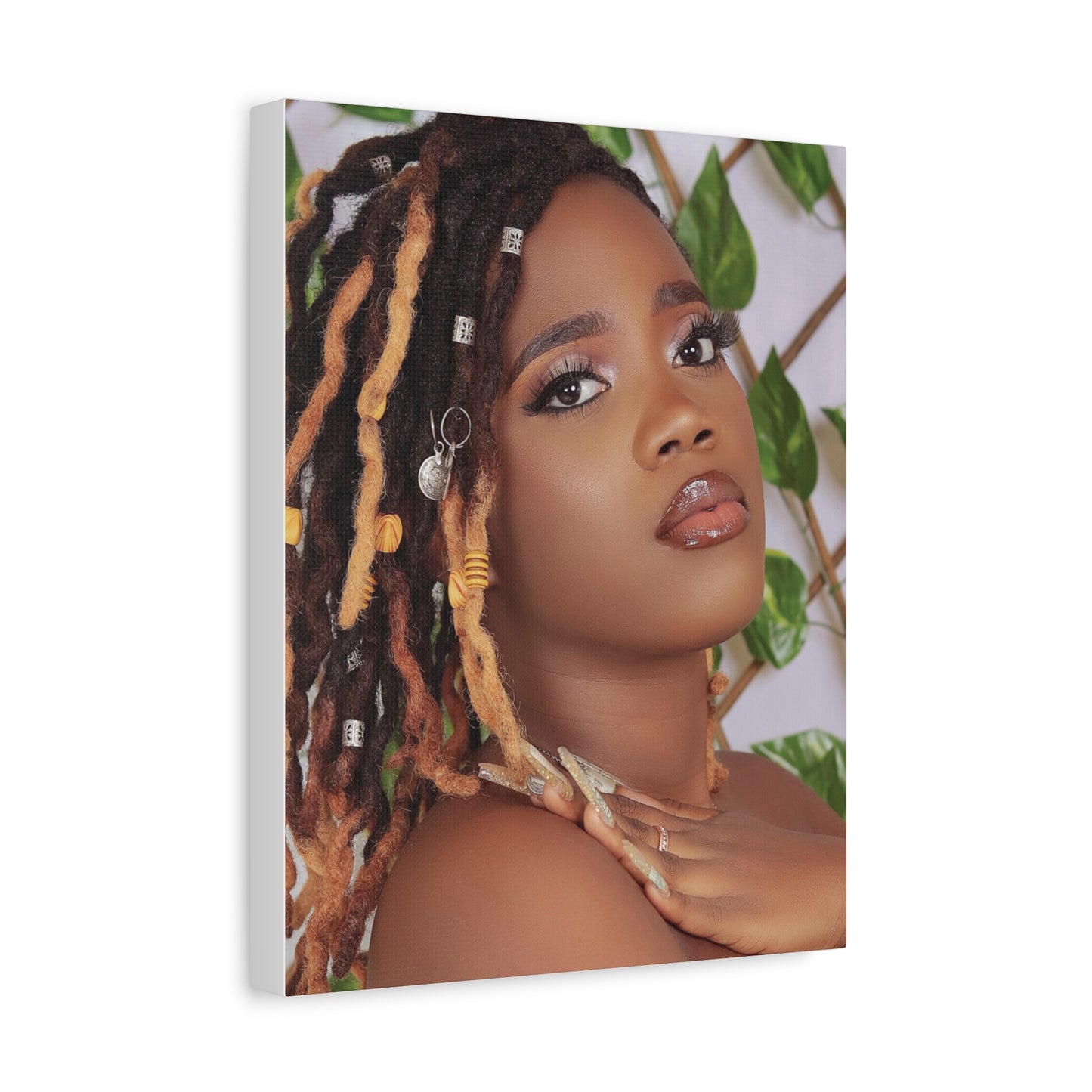 Custom Canvas Creations,
Personalized Boards.
