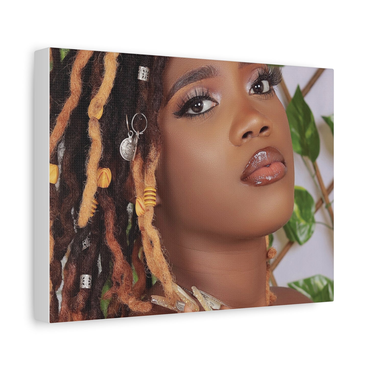Custom Canvas Creations,
Personalized Boards.