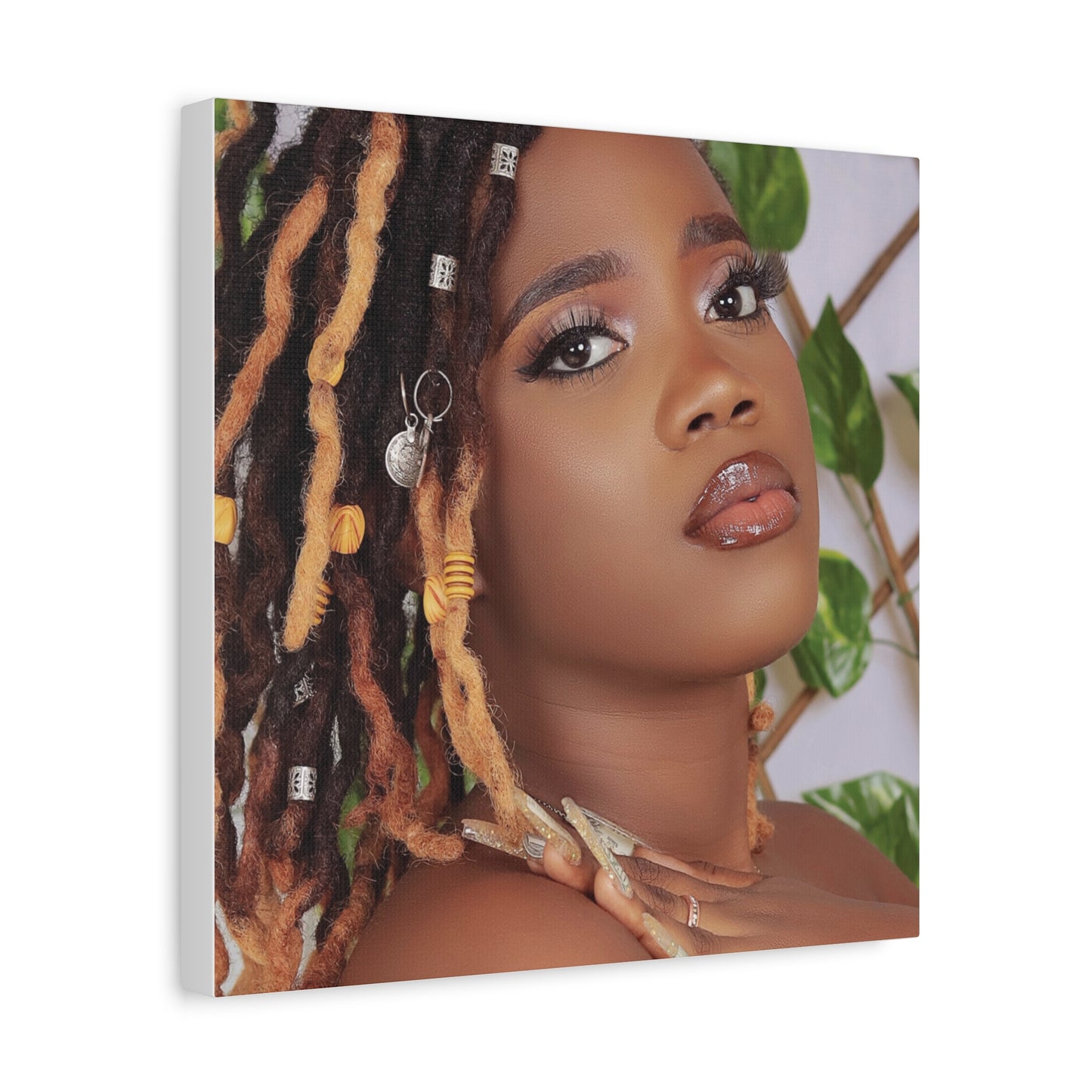 Custom Canvas Creations,
Personalized Boards.