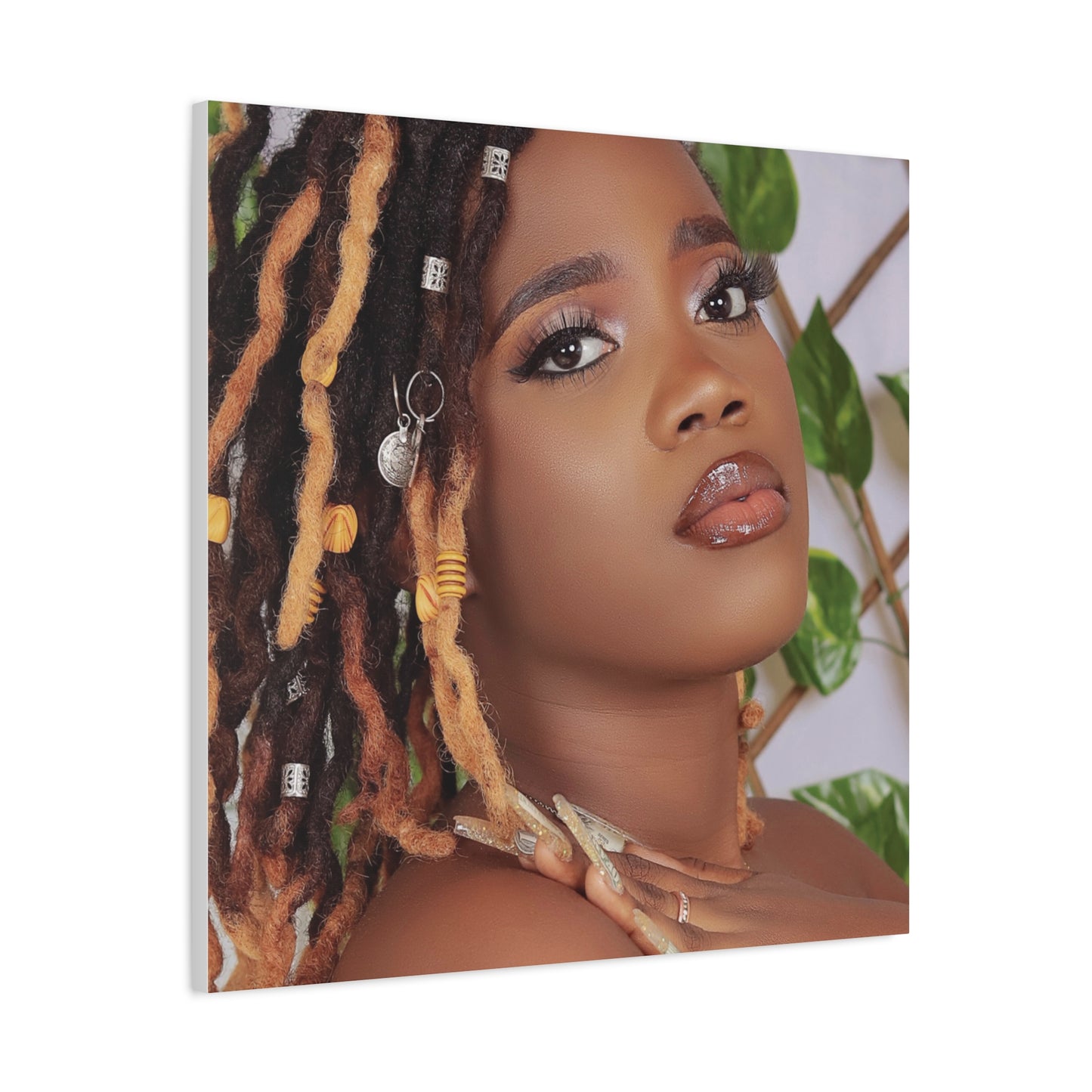 Custom Canvas Creations,
Personalized Boards.