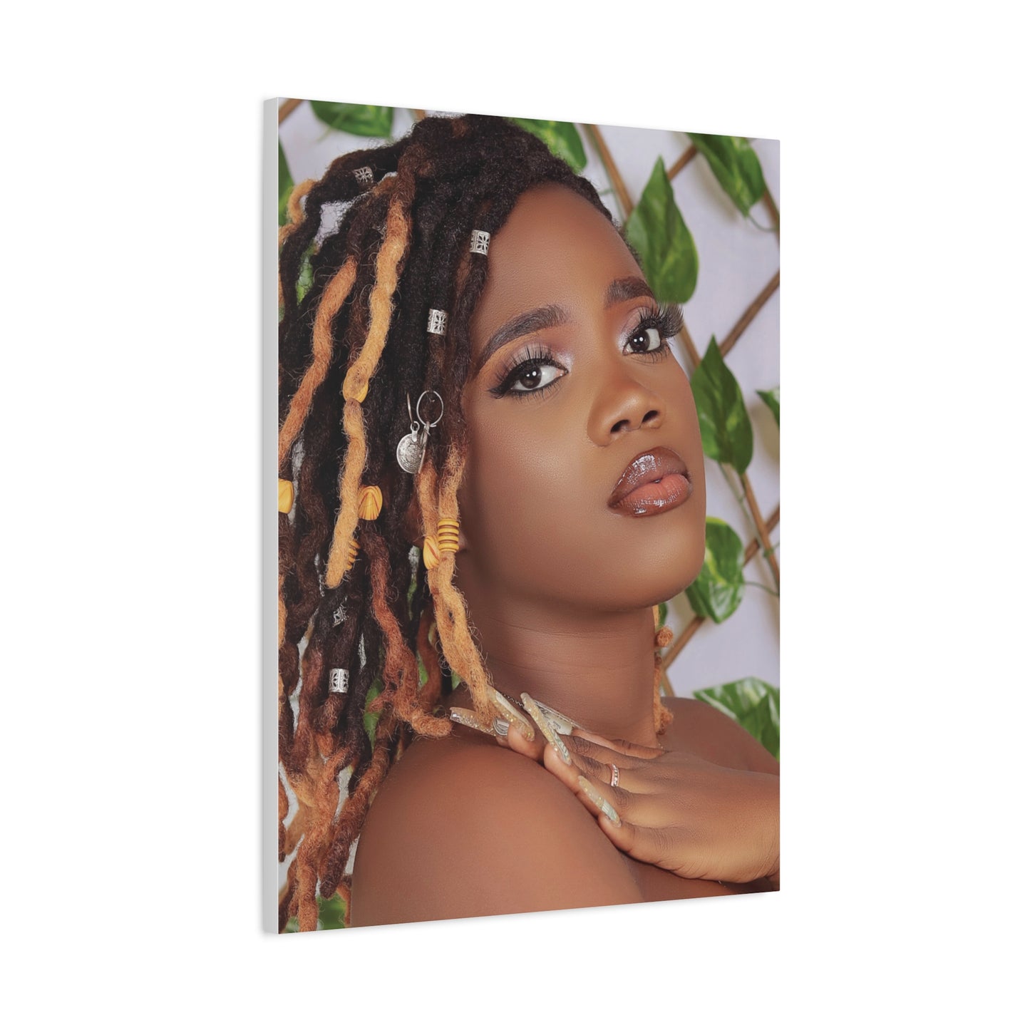 Custom Canvas Creations,
Personalized Boards.